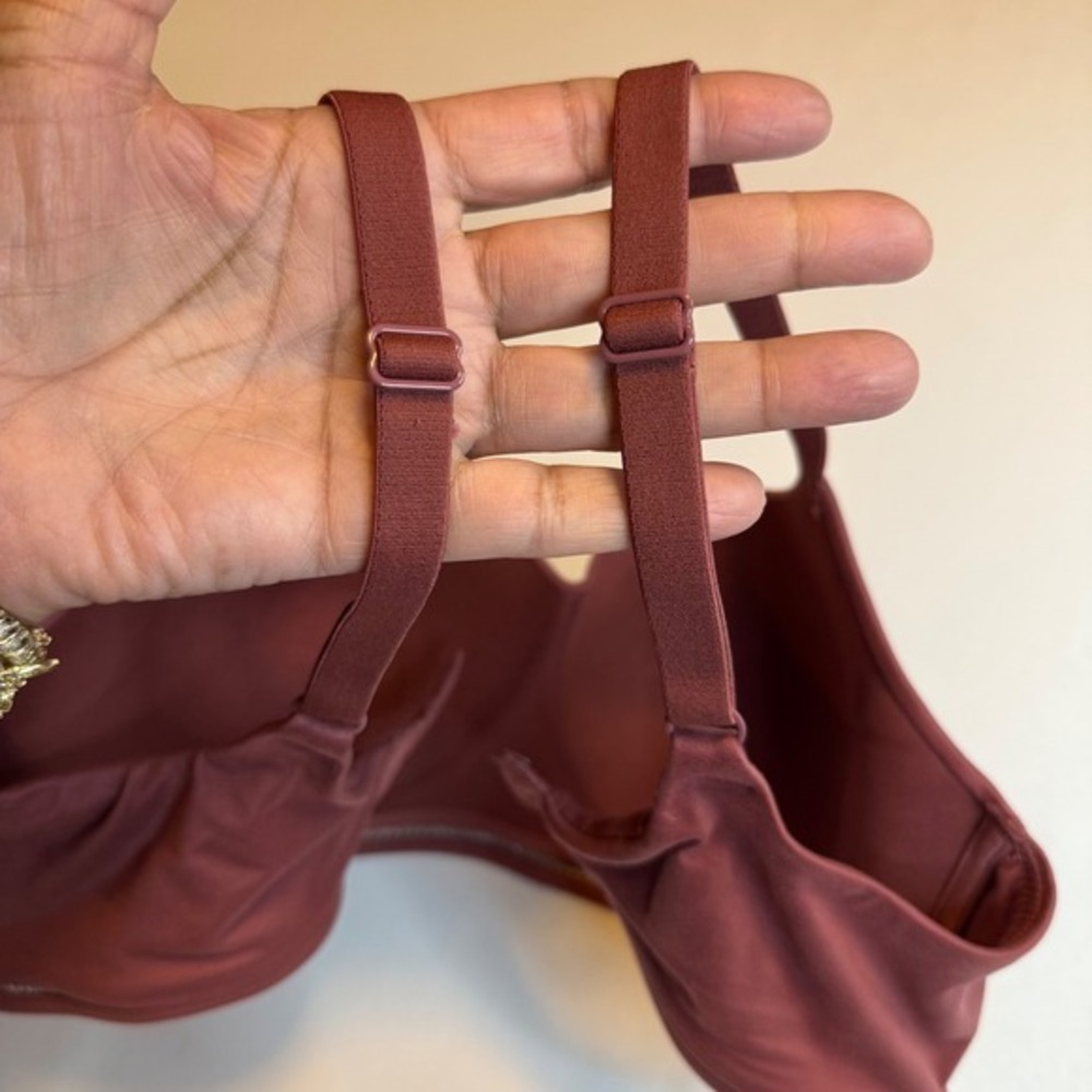 ✨Auden 36D Lightly Lined T-shirt Bra Maroon Adjustable Straps Everyday Comfort - Picture 6 of 7